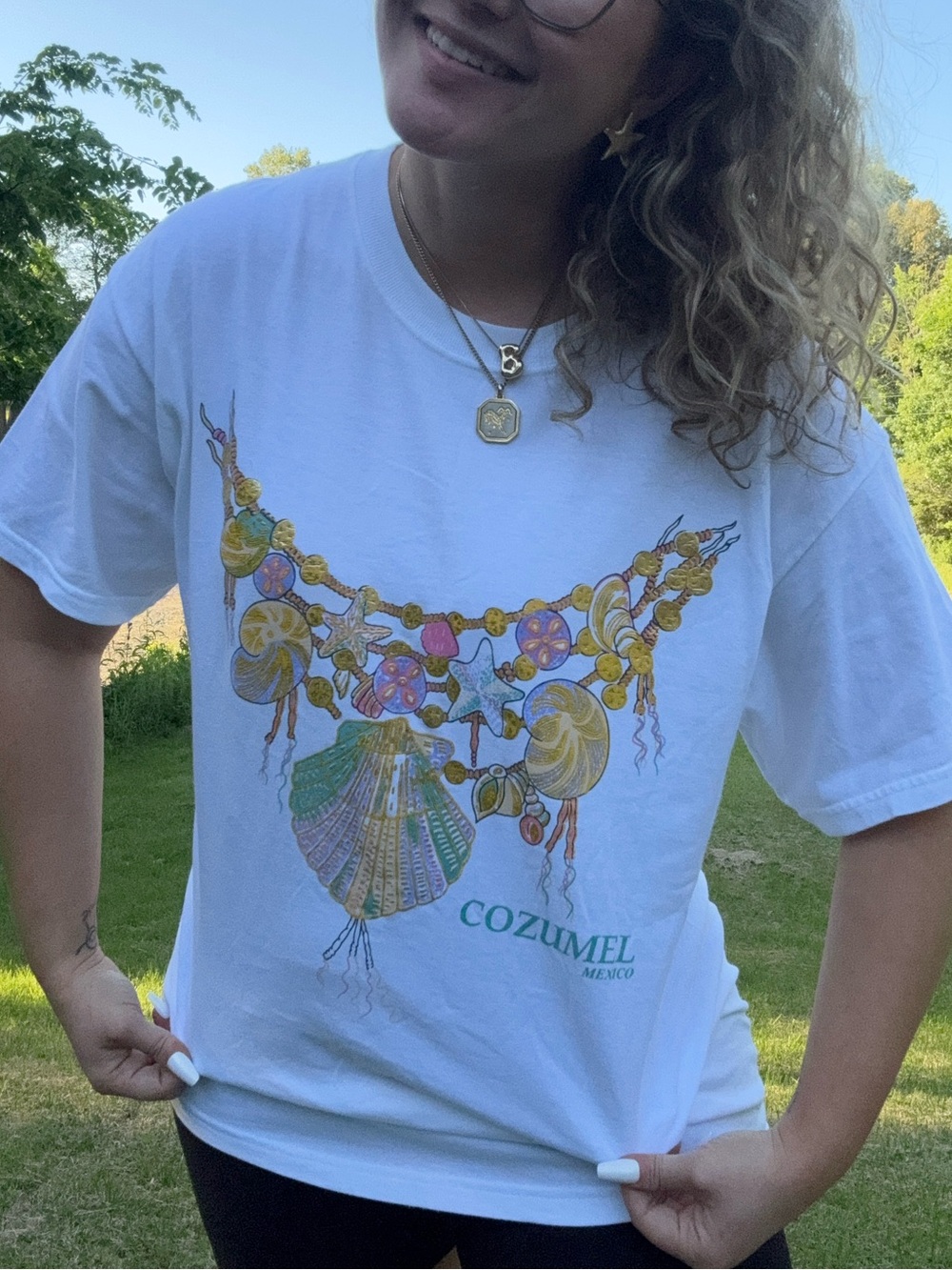 Cozumel Mexico Golden Shell Graphic Tee